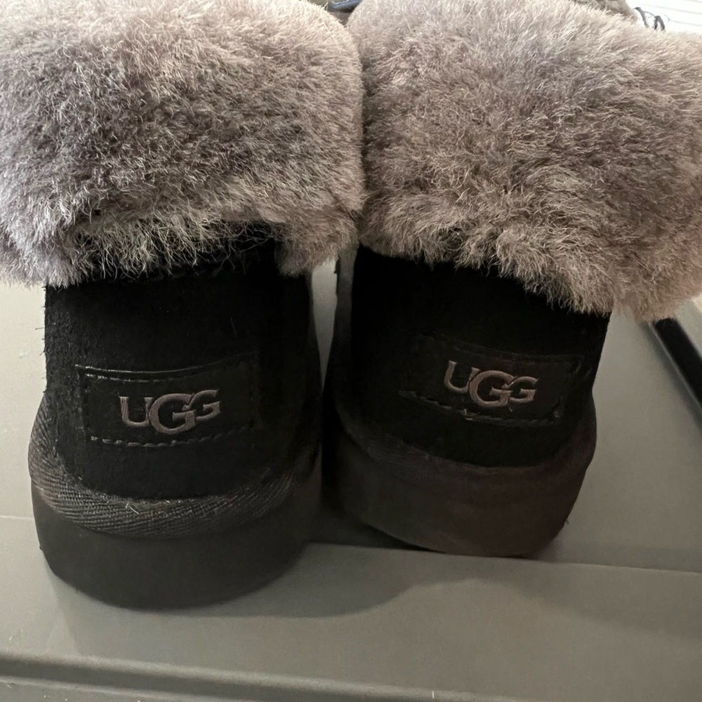 UGGS Slipper Booties